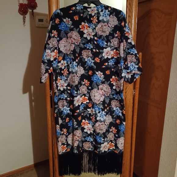 Carmen Marc Valvo Floral Open Front Duster • Robe • Cover Up • M/L - Picture 3 of 11